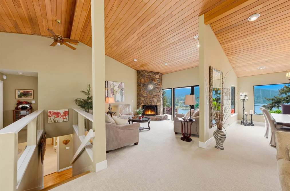 1584 LOOK OUT POINT, North Vancouver BC V7G 1X9, North Vancouver BC — Residential for Sale - Photo 4