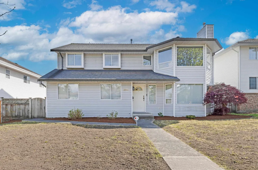 House for sale at 15852 100 Avenue Surrey British Columbia - MLS: R3069609