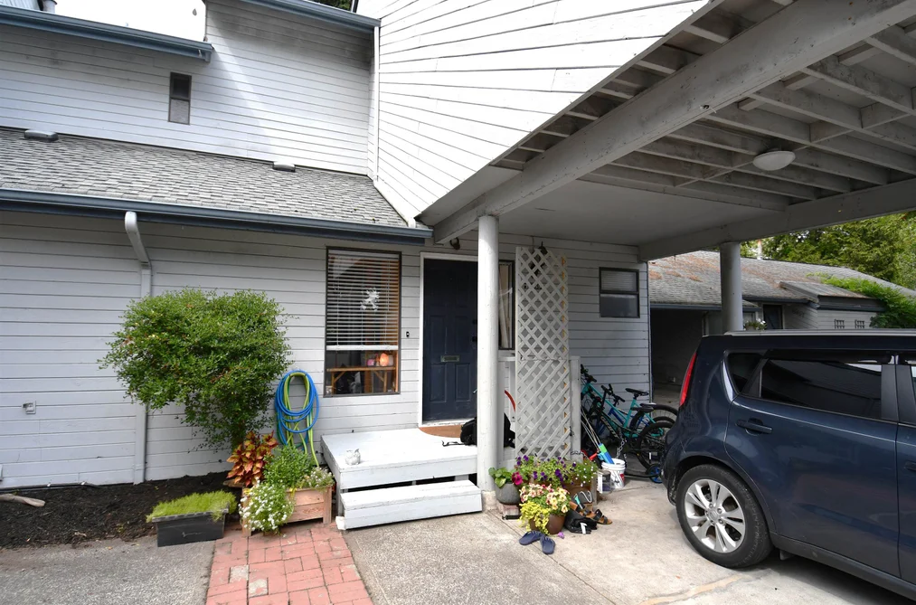 Townhouse for sale at 15855 Alder Place Surrey British Columbia - MLS: R3155464