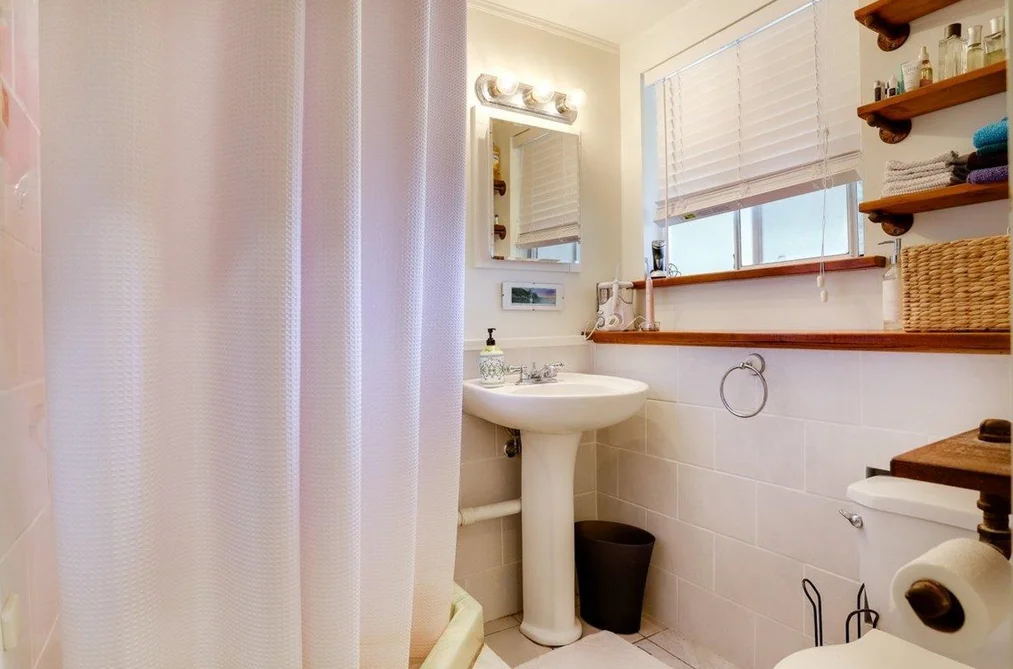 15866 North Bluff Road, White Rock, BC - MLS: R3163495 - Photo 21 15866 North Bluff Road, White Rock, BC - MLS: R3163495 - Photo 21