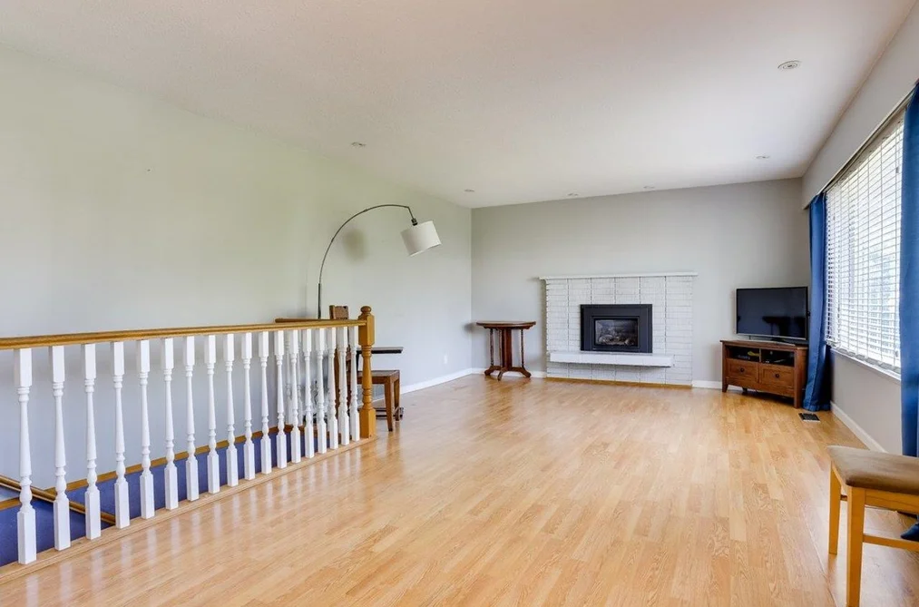 15866 North Bluff Road, White Rock, BC - MLS: R3163495 - Photo 4 15866 North Bluff Road, White Rock, BC - MLS: R3163495 - Photo 4