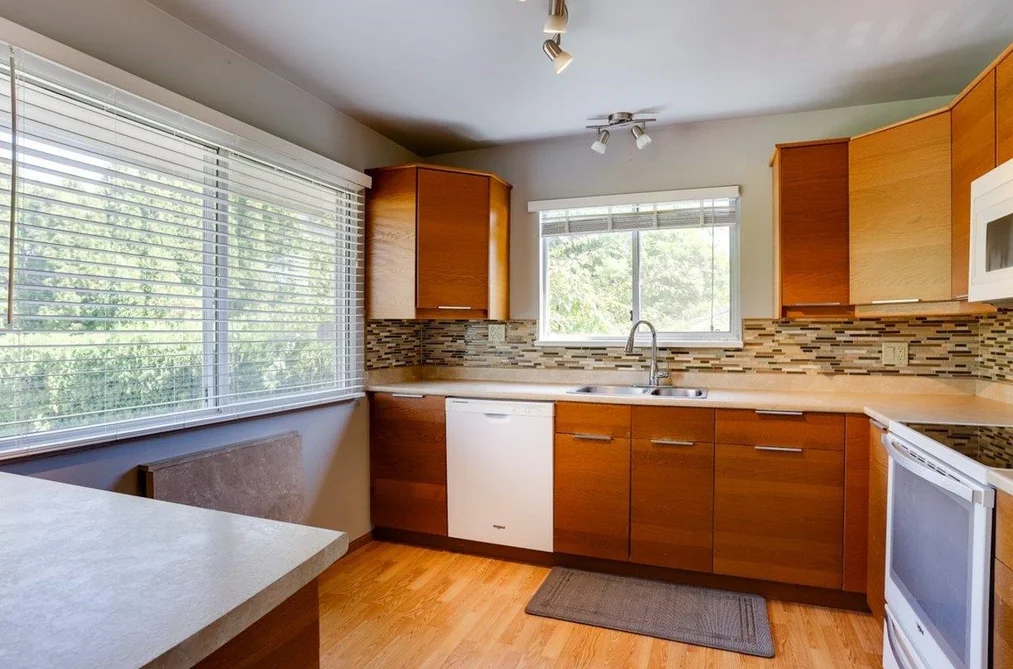 15866 North Bluff Road, White Rock, BC - MLS: R3163495 - Photo 7 15866 North Bluff Road, White Rock, BC - MLS: R3163495 - Photo 7
