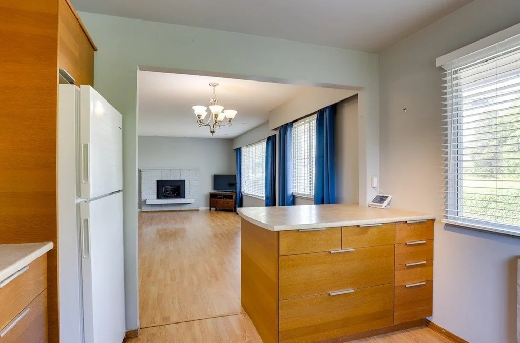 15866 North Bluff Road, White Rock, BC - MLS: R3163495 - Photo 8 15866 North Bluff Road, White Rock, BC - MLS: R3163495 - Photo 8