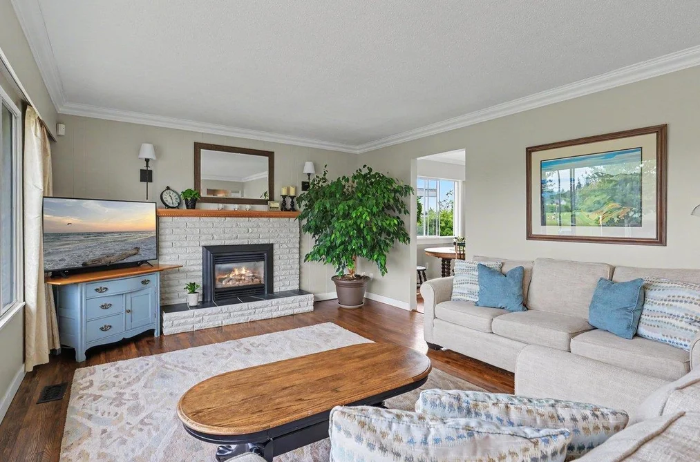15876 ROPER AVENUE, White Rock BC V4B 2H4, White Rock BC — Residential for Sale - Photo 2
