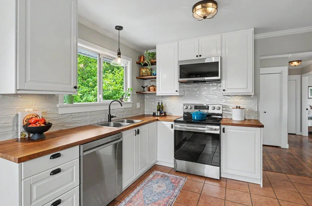 15876 ROPER AVENUE, White Rock BC V4B 2H4, White Rock BC — Residential for Sale — Photo 5 of 22