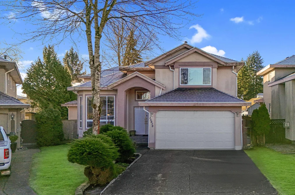 House for sale at 15878 99a Avenue Surrey British Columbia - MLS: R3122417