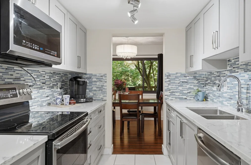 15878 MCBETH ROAD, Surrey BC V4A 5X3, Surrey BC — Residential for Sale — Photo 11 of 40