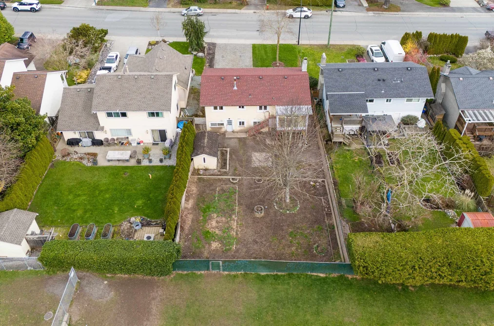 15894 THRIFT AVENUE, White Rock BC V4B 2M8, White Rock BC — Residential for Sale - Photo 2
