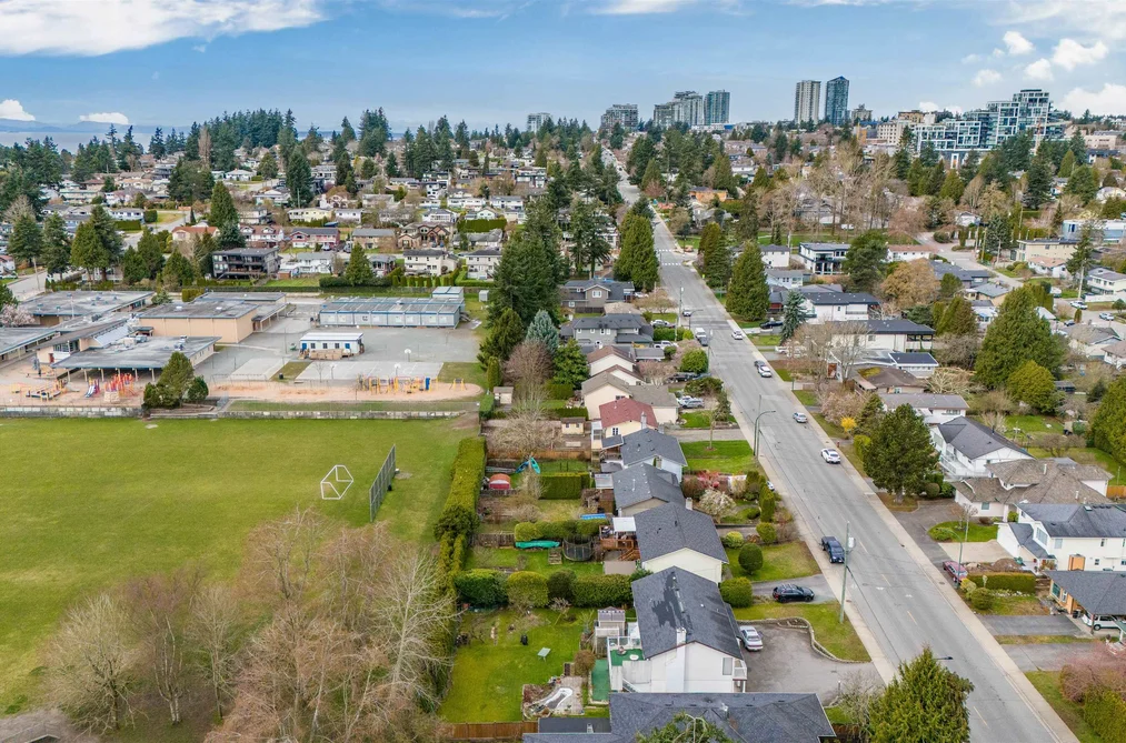 15894 THRIFT AVENUE, White Rock BC V4B 2M8, White Rock BC — Residential for Sale - Photo 6