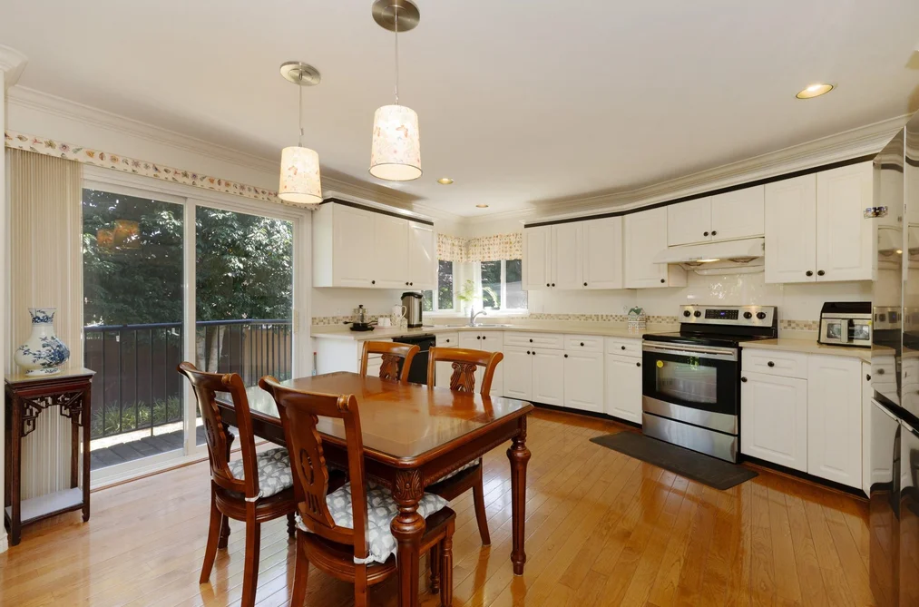15898 99A Avenue, Surrey, BC - MLS: R3162024 - Photo 11