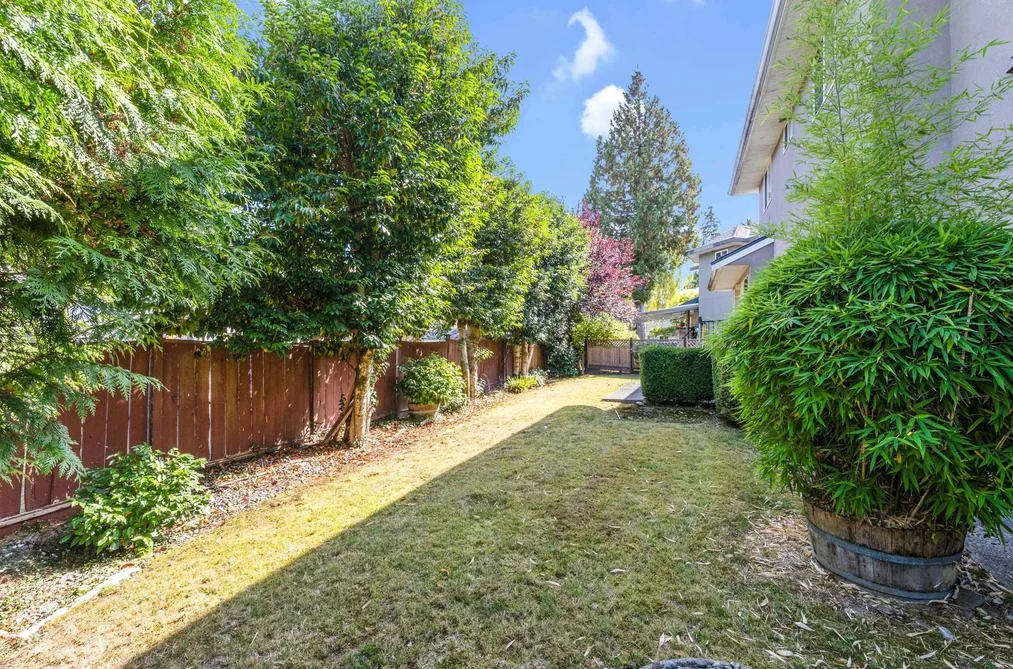 15898 99A Avenue, Surrey, BC - MLS: R3162024 - Photo 27