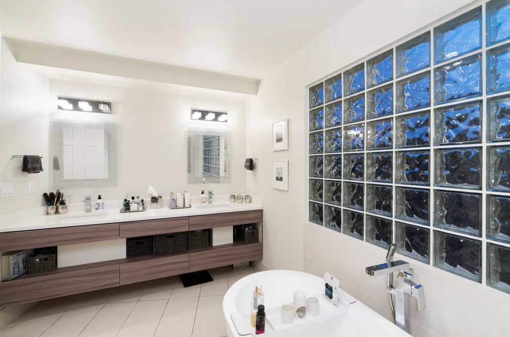 1590 TYROL COURT, West Vancouver, BC — Residential for Sale — Photo 11 of 20