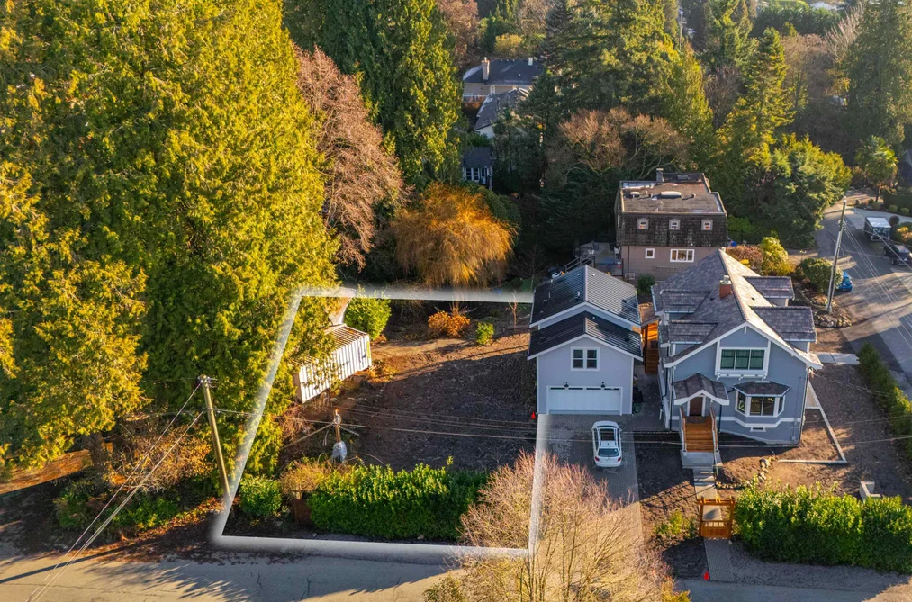 Property for sale at 1591 Haywood Avenue West Vancouver British Columbia - MLS: R3082408