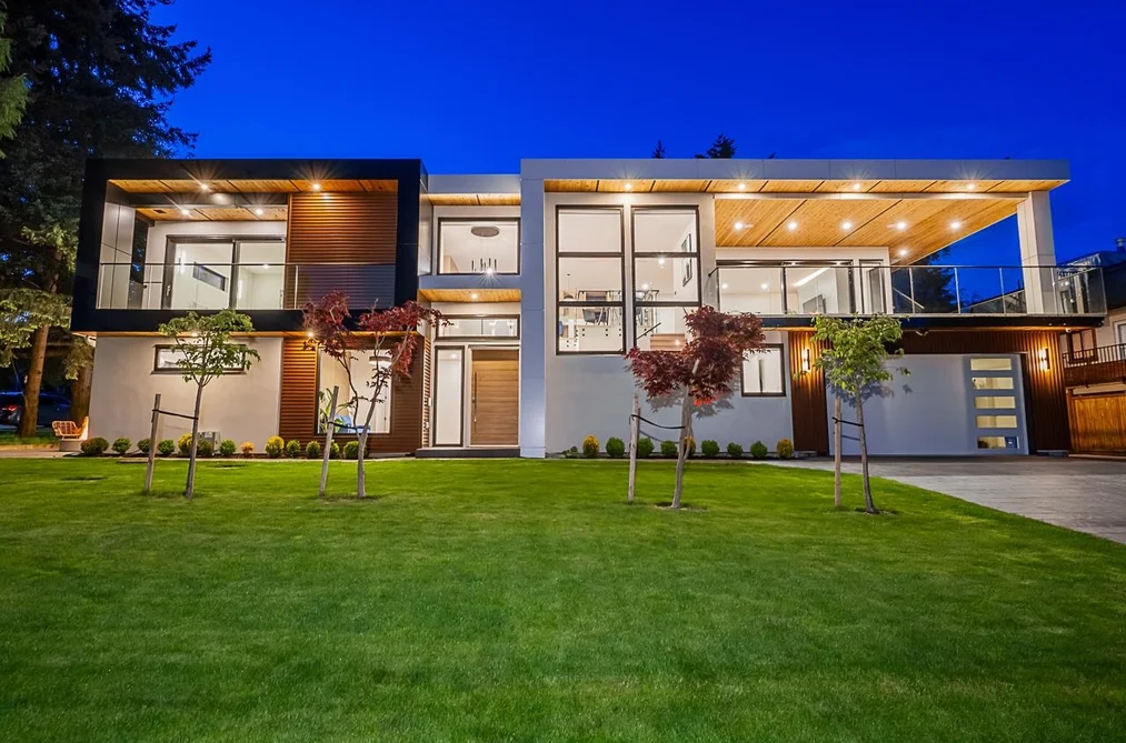 House for sale at 15911 Cliff Avenue White Rock British Columbia - MLS: R3108873
