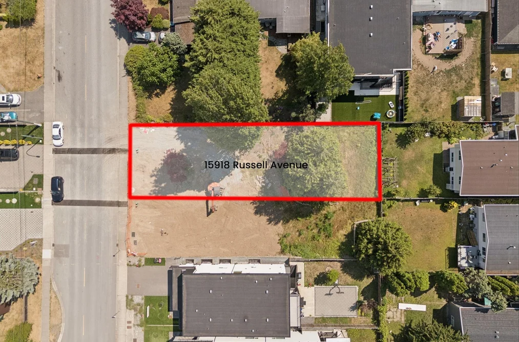 Property for sale at 15918 Russell Avenue White Rock British Columbia - MLS: R3134929