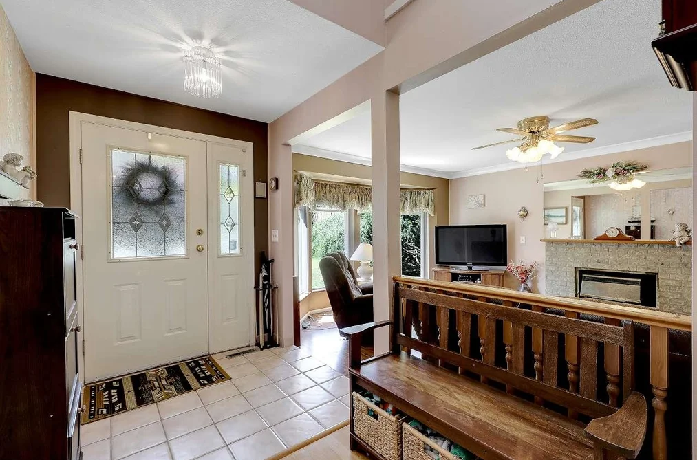 15965 89 AVENUE, Surrey BC V4N 2Y9, Surrey BC — Residential for Sale - Photo 2