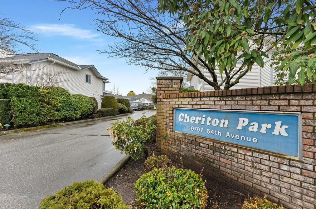 Townhouse for sale at 16 19797 64 Avenue Langley British Columbia - MLS: R3100431