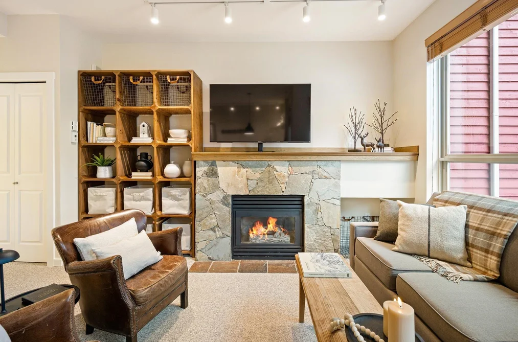16 4385 NORTHLANDS BOULEVARD, Whistler BC V8E 1C5, Whistler BC — Residential for Sale - Photo 4