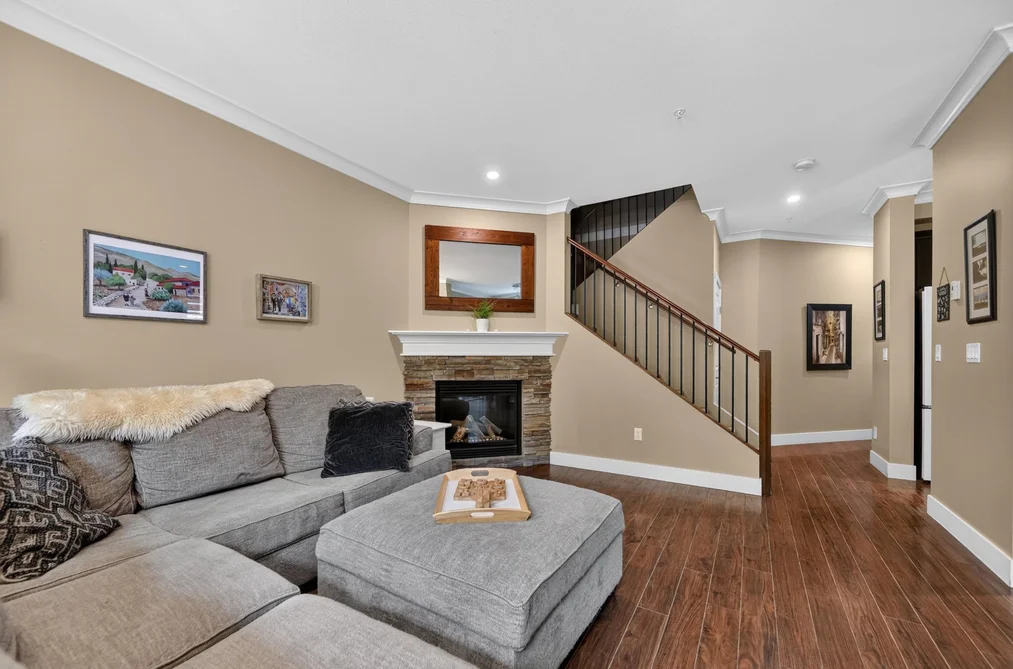 16 45762 SAFFLOWER CRESCENT, Chilliwack BC V2R 0S4, Chilliwack BC — Residential for Sale — Photo 3 of 40