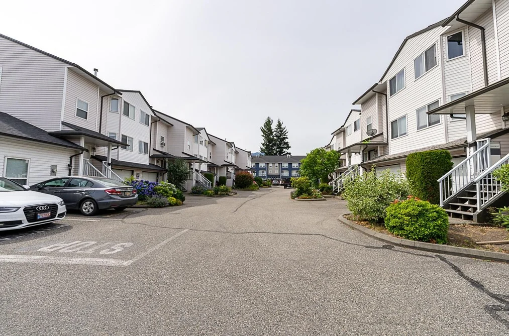 16 5950 VEDDER ROAD, Chilliwack BC V2R 3P2, Chilliwack BC — Residential for Sale - Photo 2