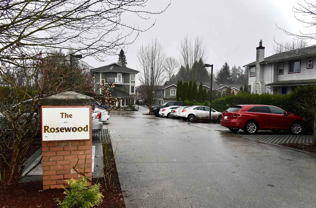 Townhouse for sale at 16 624 Shaw Road Gibsons British Columbia - MLS: R3090115