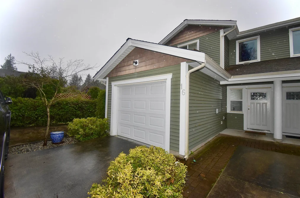 16 624 SHAW ROAD, Gibsons BC V0N 1V8, Gibsons BC — Residential for Sale - Photo 2
