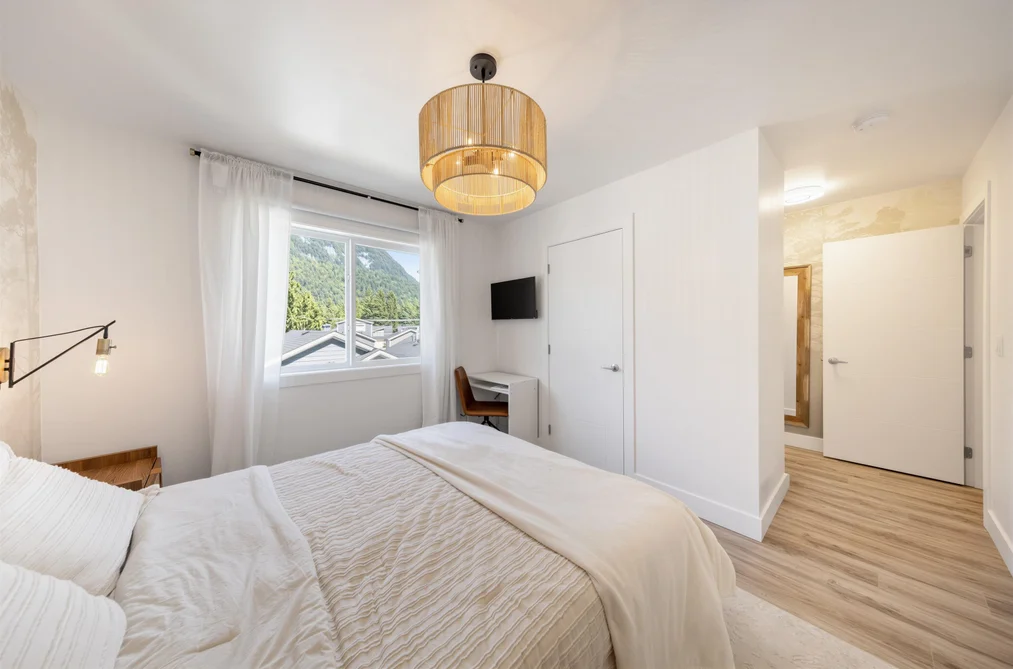 16 750 HOT SPRINGS ROAD, Harrison Hot Springs BC V0M 1K0, Harrison Hot Springs BC — Residential for Sale — Photo 12 of 31