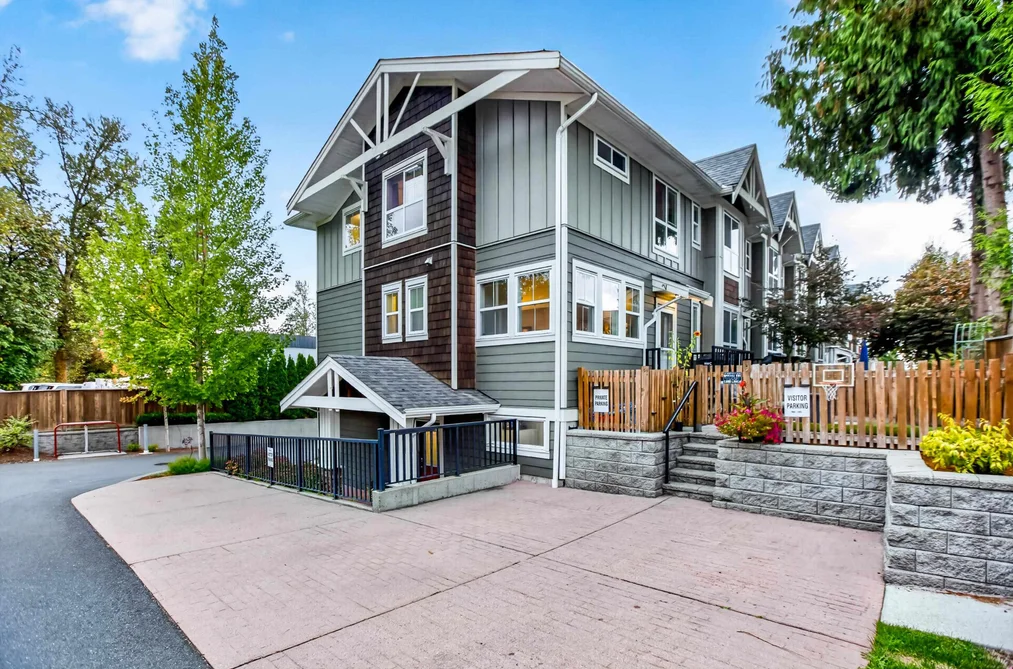 Townhouse for sale at 16 9989 240a Street Maple Ridge British Columbia - MLS: R3166299