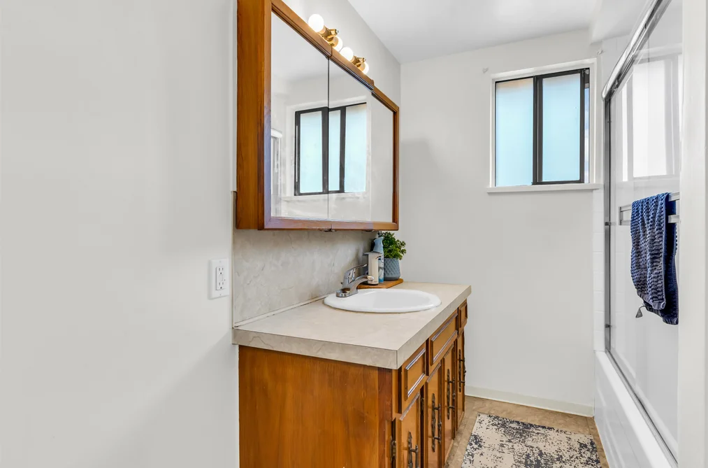 16 N KASLO STREET, Vancouver BC V5K 3M8, Vancouver BC — Residential for Sale - Photo 6