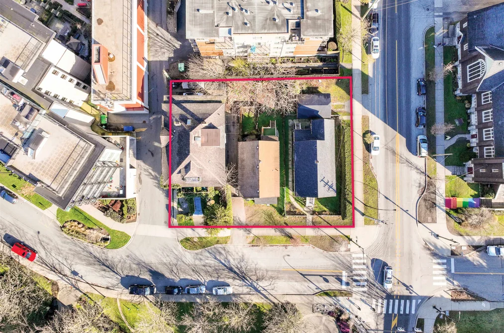 Property for sale at 160 164 166 E 10th Street North Vancouver British Columbia - MLS: R3114069