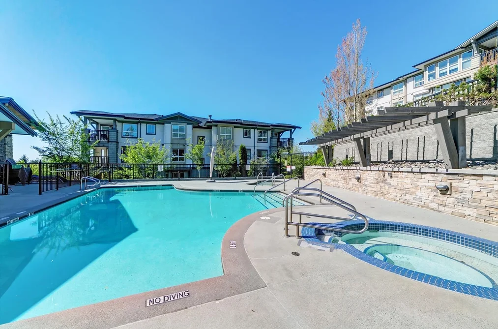 160 3105 DAYANEE SPRINGS BOULEVARD, Coquitlam BC V3E 0C2, Coquitlam BC — Residential for Sale — Photo 33 of 40