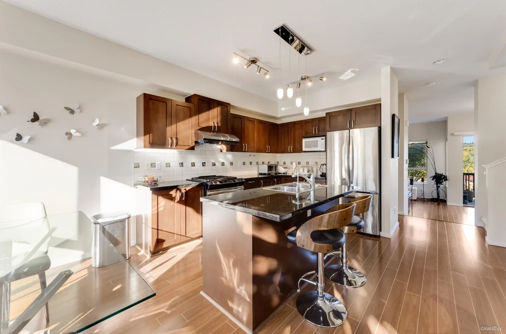 160 3105 DAYANEE SPRINGS BOULEVARD, Coquitlam BC V3E 0C2, Coquitlam BC — Residential for Sale — Photo 5 of 40