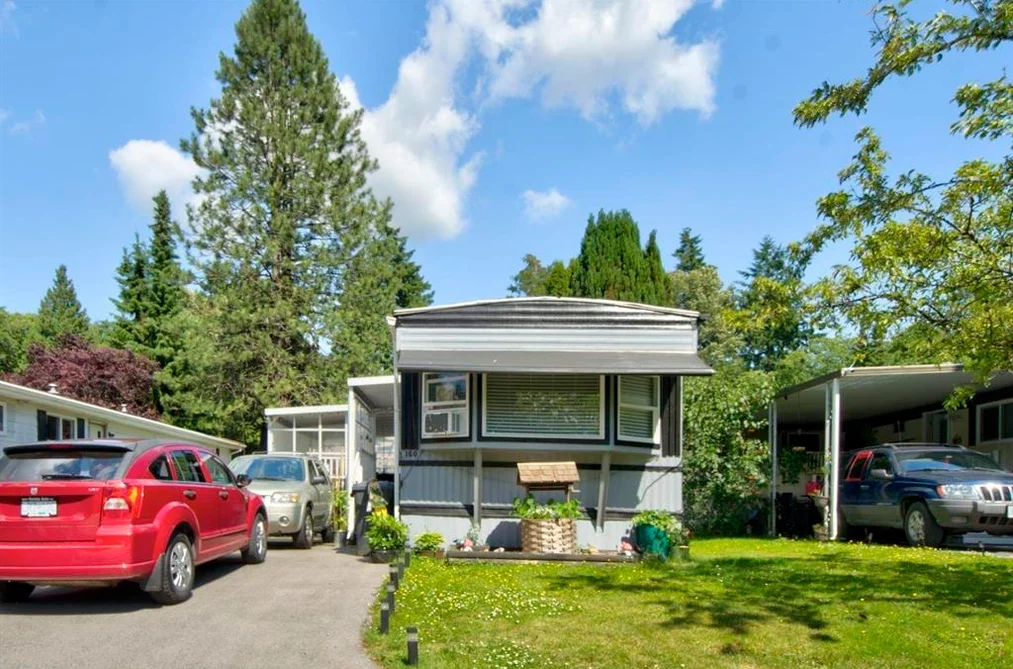 160 7790 KING GEORGE BOULEVARD, Surrey BC V3W 5Y4, Surrey BC — Residential for Sale - Photo 2