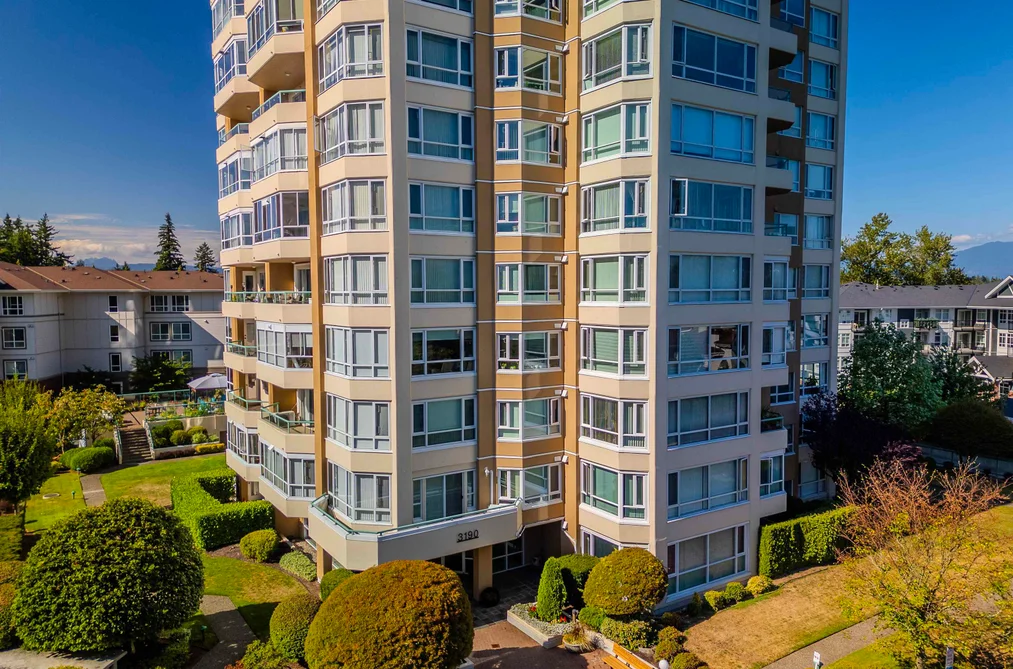 Condo for sale at 1601 3190 Gladwin Road Abbotsford British Columbia - MLS: R3154644