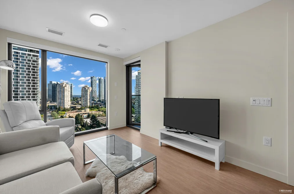 Condo for sale at 1601 5987 Wilson Avenue Burnaby British Columbia - MLS: R3072483