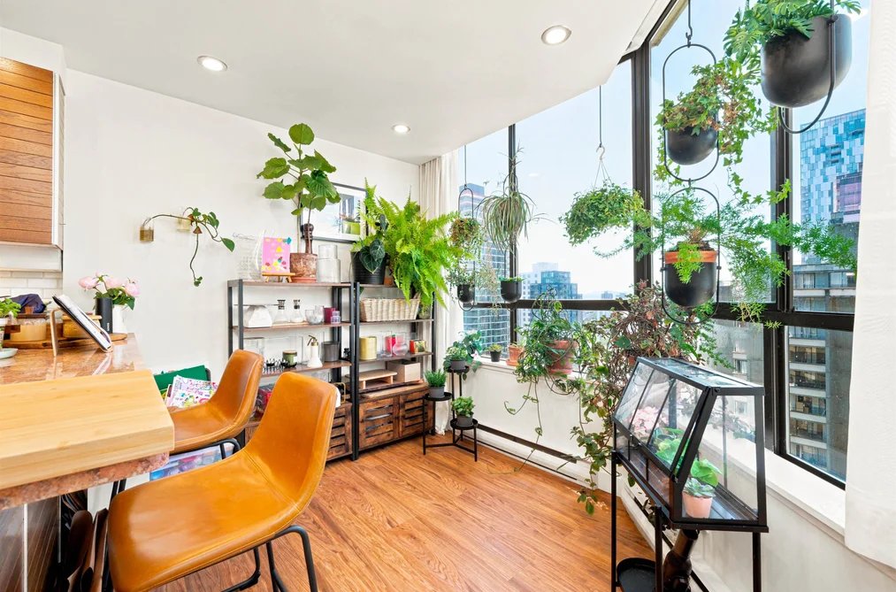 1601 738 BROUGHTON STREET, Vancouver, BC — Residential for Sale — Photo 10 of 31