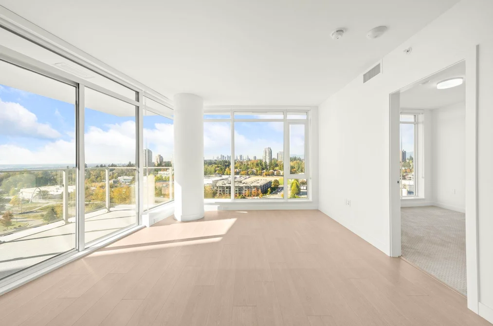 Condo for sale at 1601 7683 Park Crescent Burnaby British Columbia - MLS: R3130978