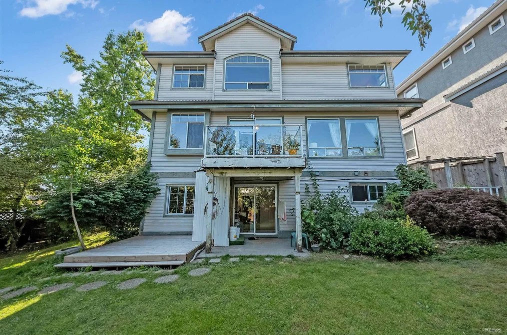 1601 PINETREE WAY, Coquitlam BC V3E 3C4, Coquitlam BC — Residential for Sale - Photo 4