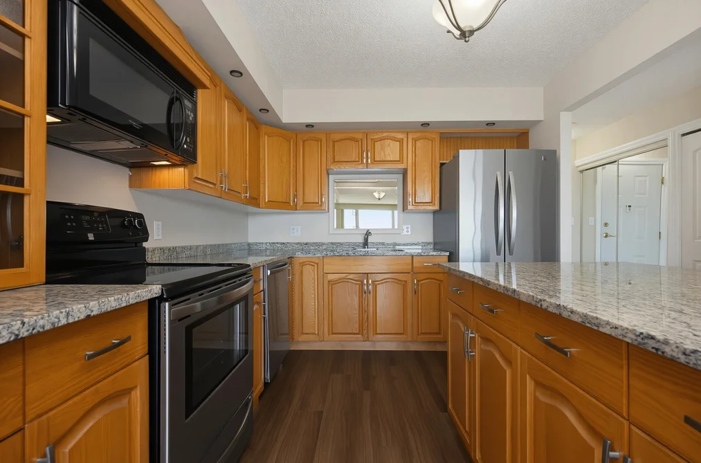 1602 3150 GLADWIN ROAD, Abbotsford BC V2T 5S9, Abbotsford BC — Residential for Sale — Photo 8 of 39