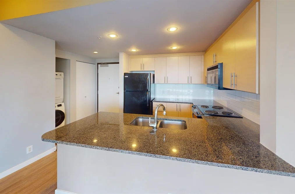 1602 575 DELESTRE AVENUE, Coquitlam, BC — Residential for Sale — Photo 6 of 27