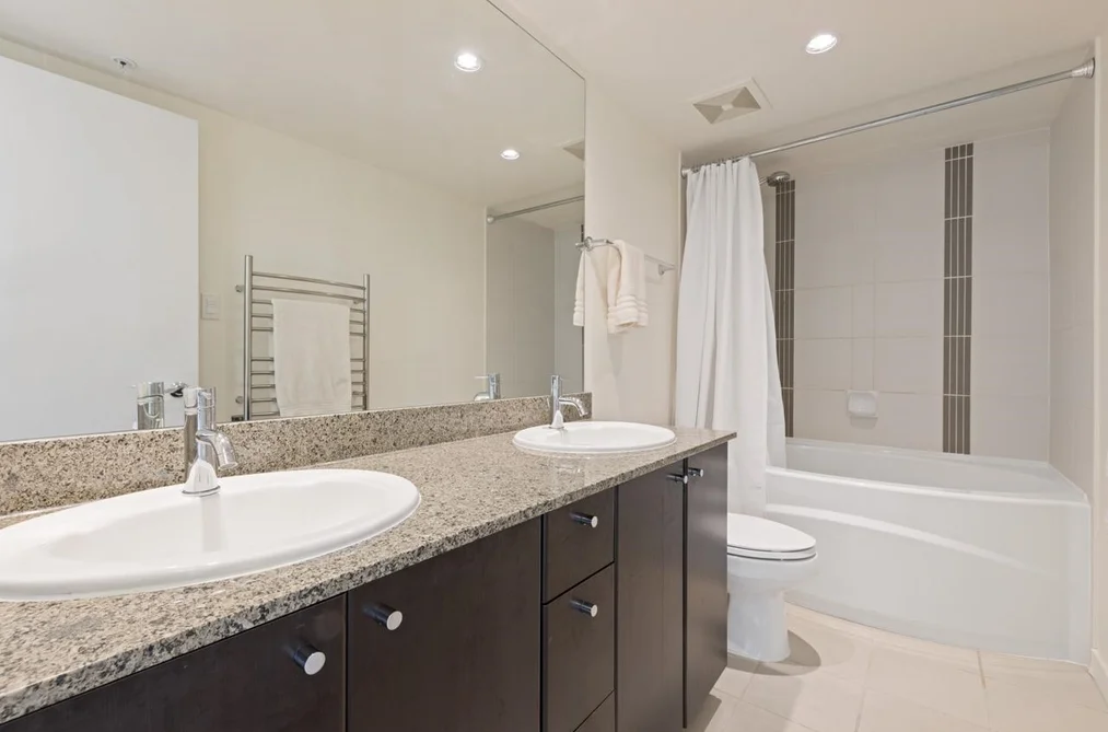 1603 651 NOOTKA WAY, Port Moody, BC — Residential for Sale — Photo 17 of 39