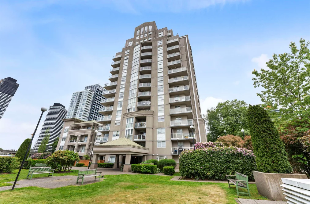 Condo for sale at 1604 10523 University Drive Surrey British Columbia - MLS: R3127524