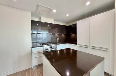 6383 Mckay Ave Unit 1604, Burnaby, BC - MLS: R3172645