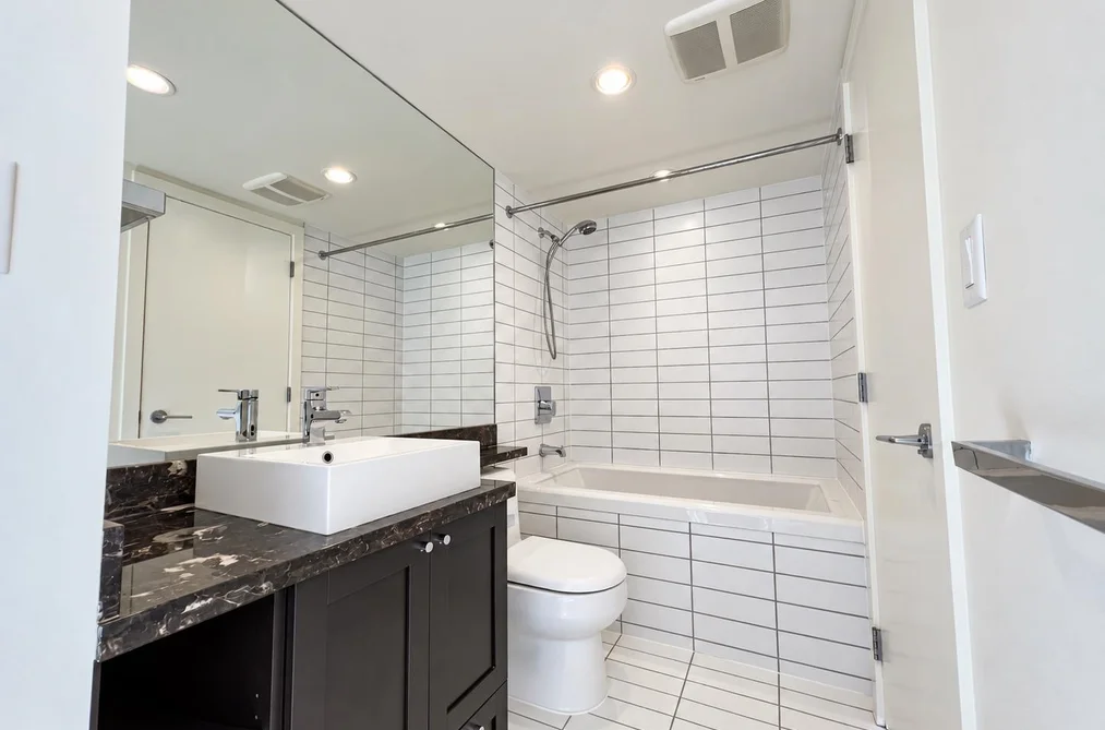 1605 - 4815 Eldorado Mews, Vancouver, BC - MLS: R3163848 - Photo 6 1605 - 4815 Eldorado Mews, Vancouver, BC - MLS: R3163848 - Photo 6