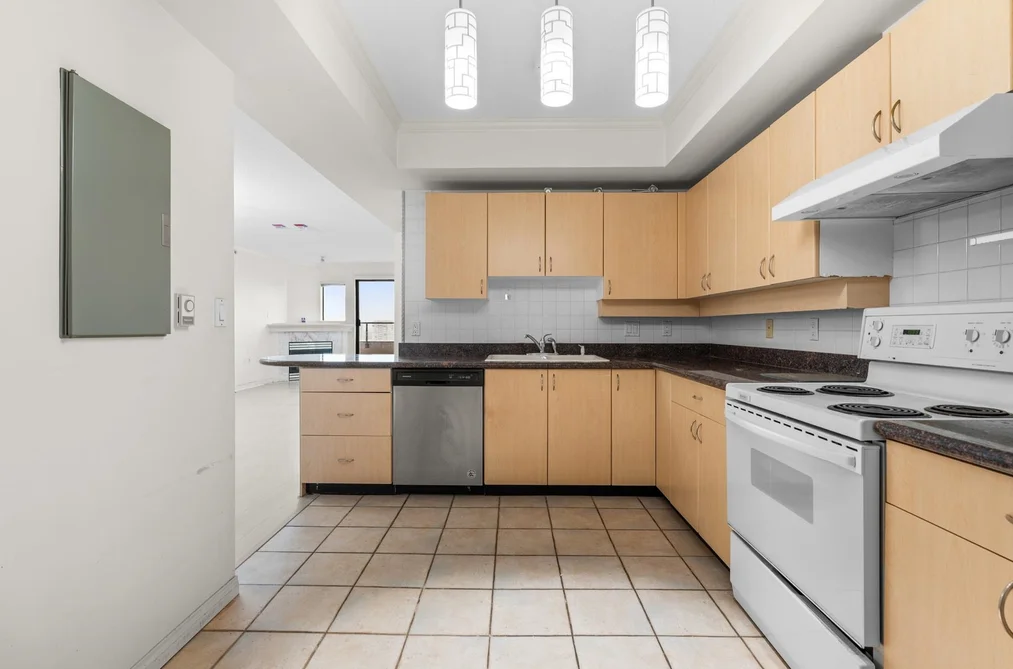 1605 6611 COONEY ROAD, Richmond BC V6Y 4C5, Richmond BC — Residential for Sale - Photo 4