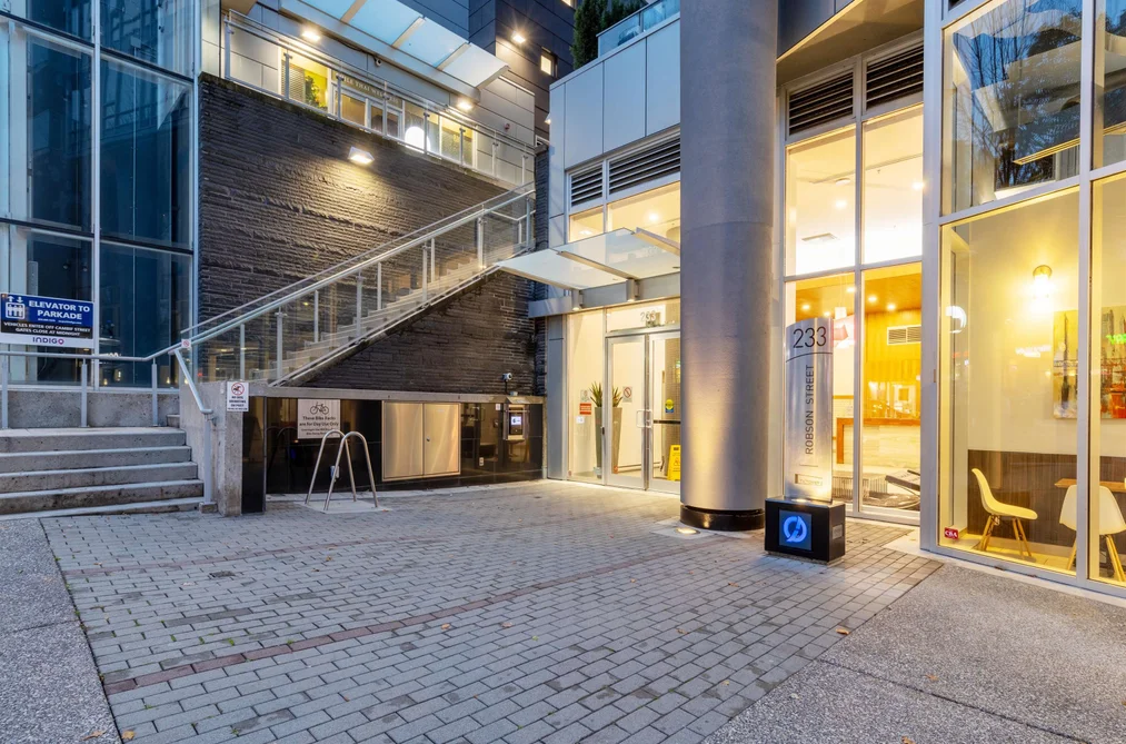 1606 233 ROBSON STREET, Vancouver BC V6B 0E8, Vancouver BC — Residential for Sale - Photo 3
