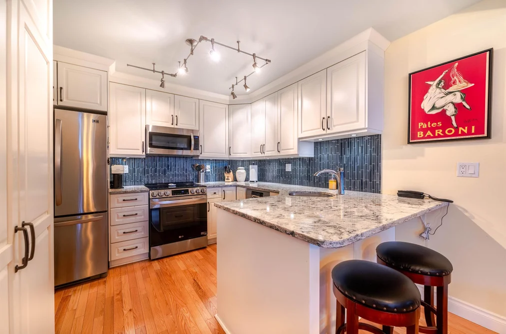 1606 612 FIFTH AVENUE, New Westminster BC V3M 1X5, New Westminster BC — Residential for Sale - Photo 5