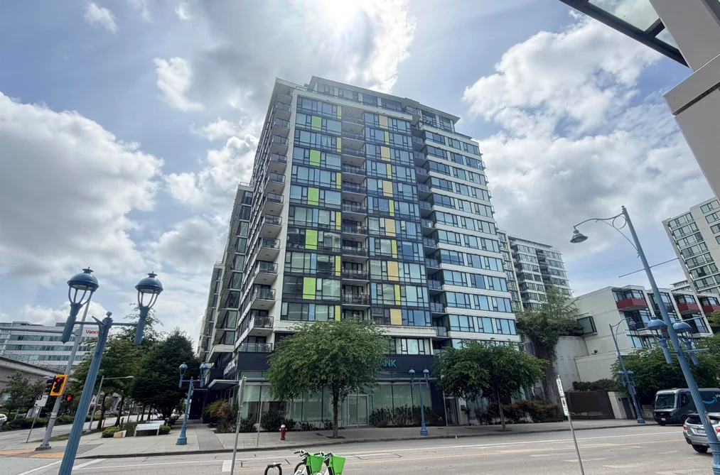Condo for sale at 1607 7988 Ackroyd Road Richmond British Columbia - MLS: R3126438