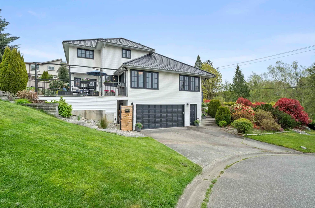 House for sale at 16071 8 Avenue Surrey British Columbia - MLS: R3115438