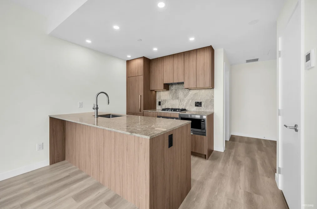 1608 626 CLAREMONT STREET, Coquitlam BC V3J 0T1, Coquitlam BC — Residential for Sale - Photo 3